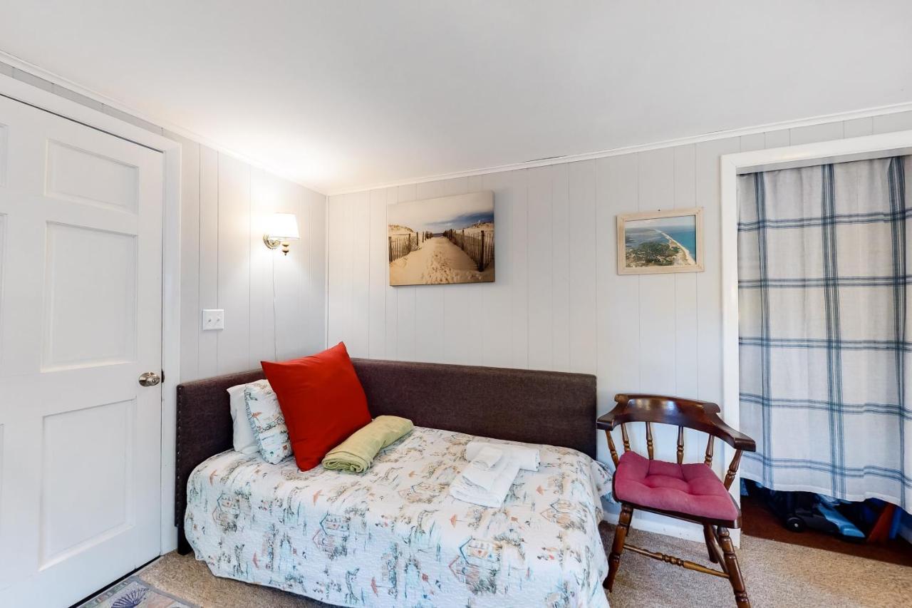 Beach Rose Guest Studio Nauset Heights Exterior photo